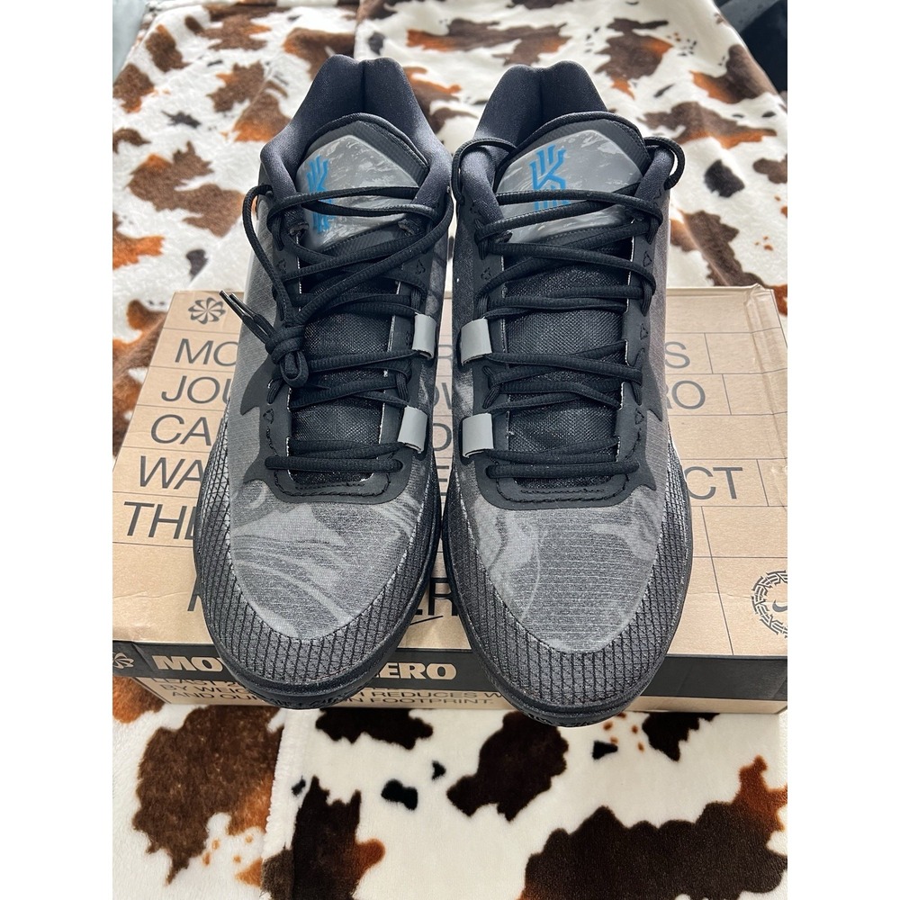 Nike Kyrie 8 Men's Sneakers Black/Mercury Grey White Size 15 DJ6017-001 NIB